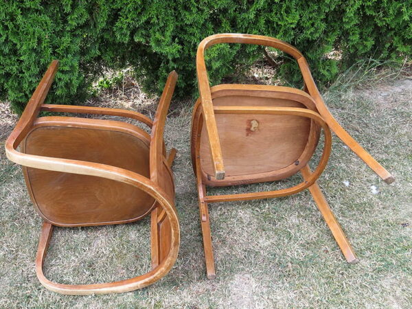 STAROZITNA-THONET-BERNKOP-KRESLA-OTTO-WAGNER-NERESTAUROVANA