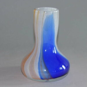 starozitna-sklenena-vaza-vicebarevne-sklo-vazicka