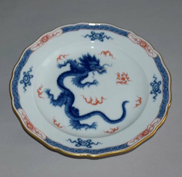 starozitny-talir-misen-porcelan-modry-drak-rucne-malovany