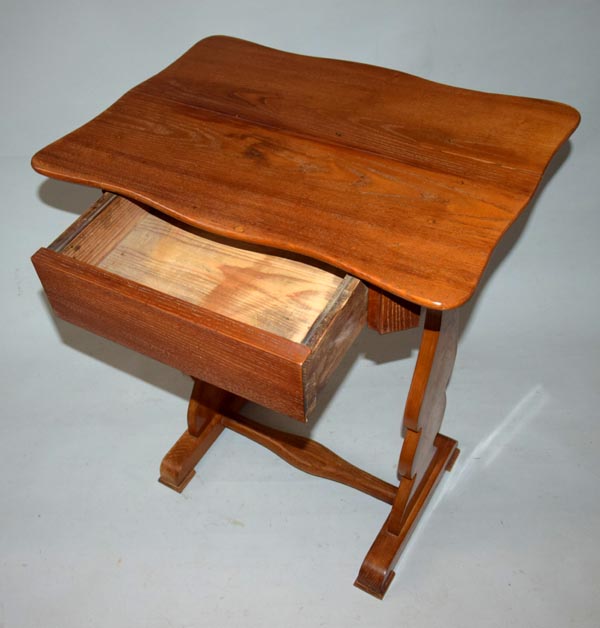 starozitny-stolek-damsky-toaletni-drevo-jasan-stolecek-1ab.jpg