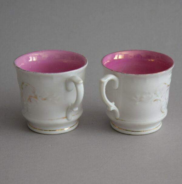 starozitne-mocca-salky-hrnek-hrnicek-s-putti-deti-porcelan-1.jpg