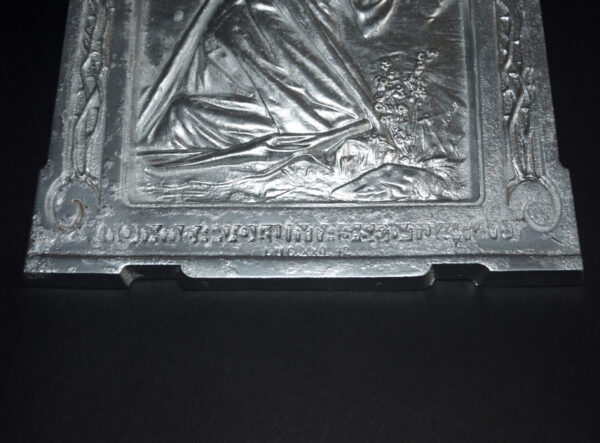 stary-litinovy-obraz-kristus-umelecka-litina-na-poveseni-1.jpg