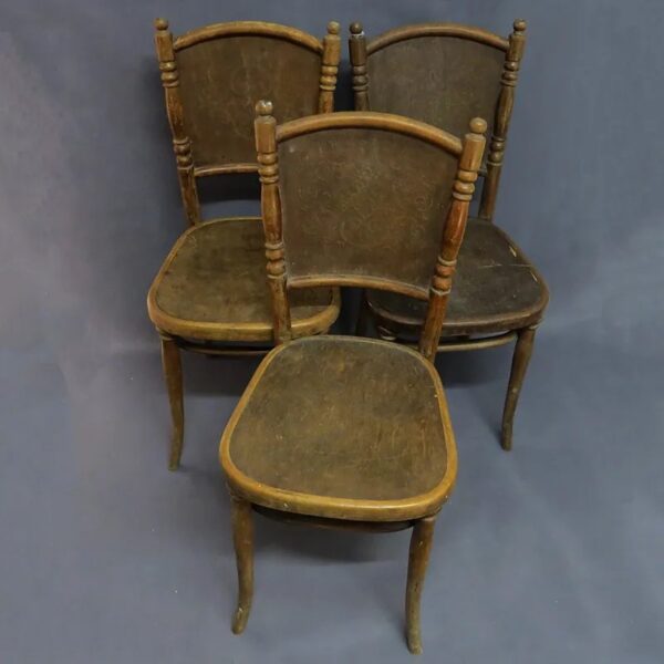starozitna hospodska zidlicka thonet wien historismus