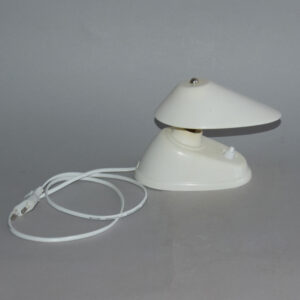 stara-lampicka-bily-plast-elektrosvit-1.jpg