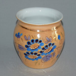 stary-buclak-hrnek-s-modrymi-kvety-porcelan-1.jpg