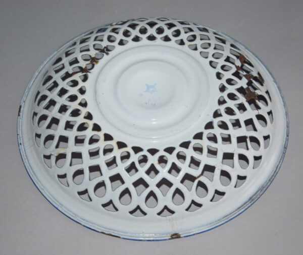 stara-smaltovana-misa-prolamovana-modry-smalt-1.jpg