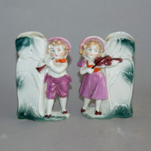 starozitne-parove-vazicky-chlapec-a-devce-porcelan-1.jpg
