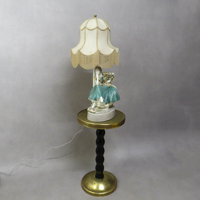Lampa keramika Goldscheider Wien – Vídeňská secese